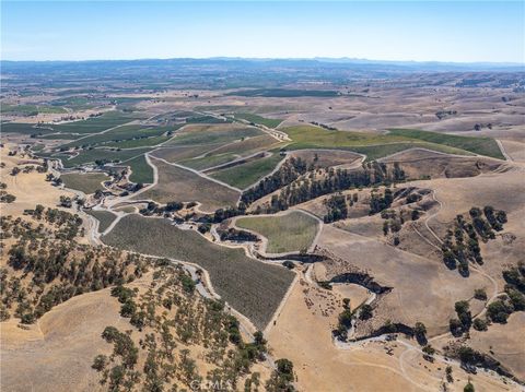 Tiny photo for 5790 Hog Canyon Road, San Miguel, CA 93451 (MLS # NS25180136)