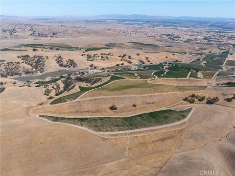 Tiny photo for 5790 Hog Canyon Road, San Miguel, CA 93451 (MLS # NS25180136)