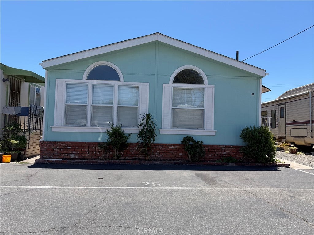 15141 Beach Boulevard 25