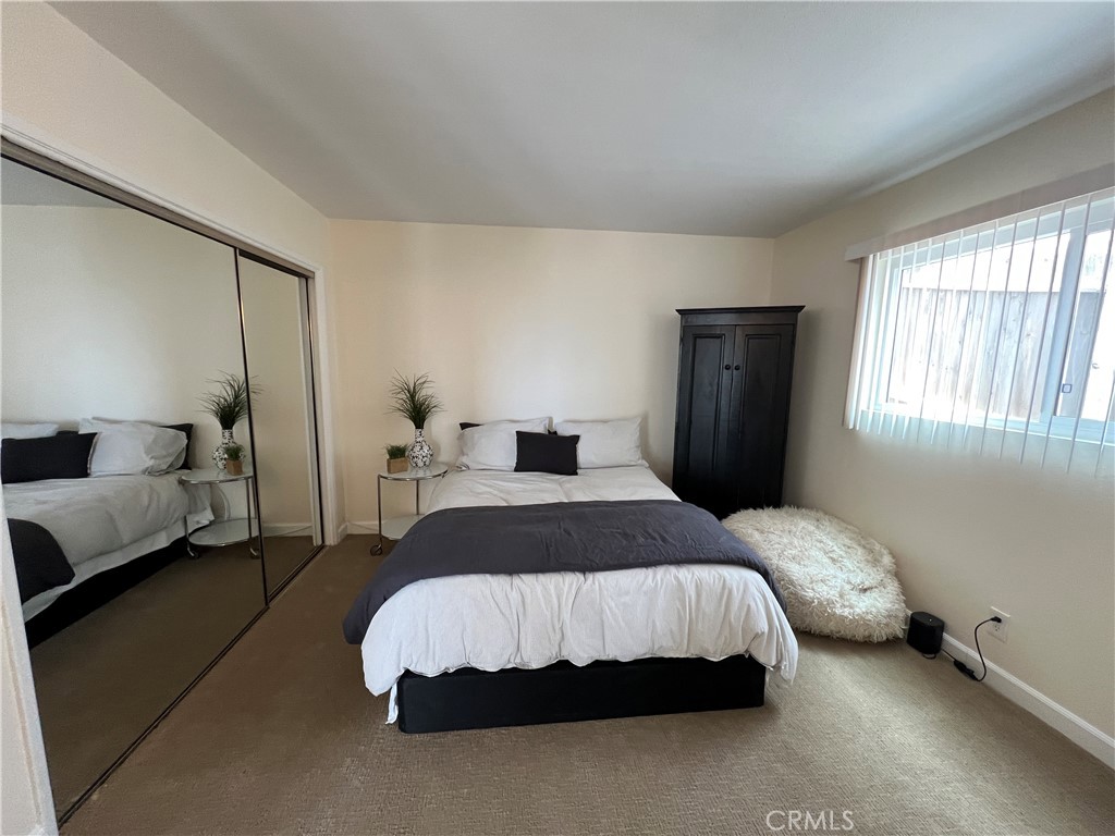 Custom - Residential Lease