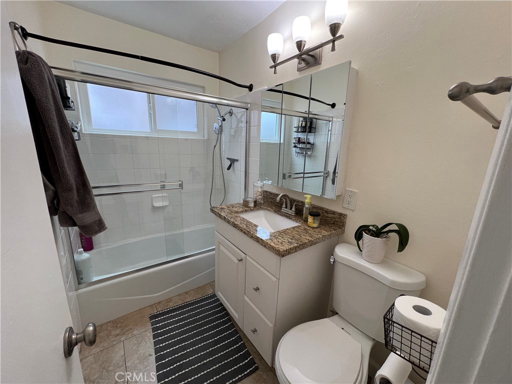 Custom - Residential Lease
