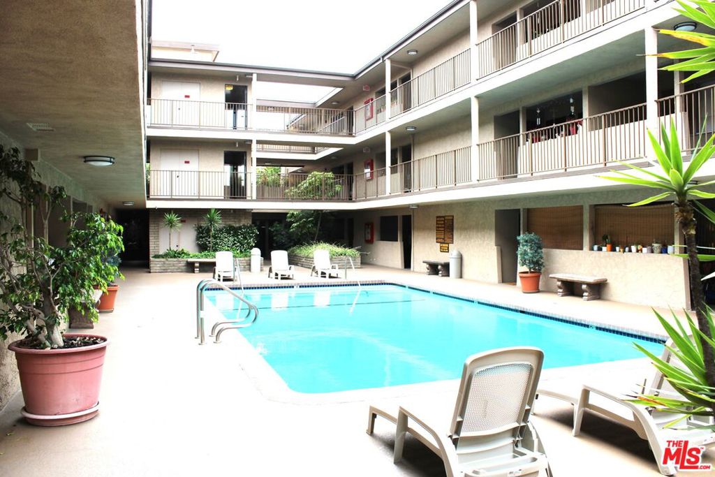 Listing image 6