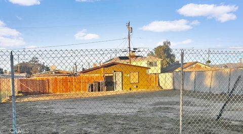 Photo of 118 W Wilson, Ridgecrest, CA 93555 (MLS # CV26022669)