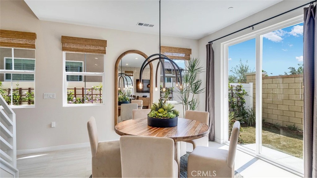 4463 S Patterson Paseo