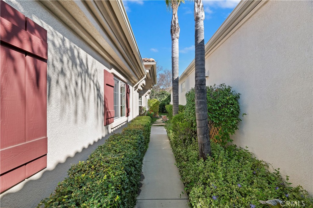 24178 Via Llano