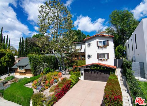 Photo of 5176 Don Pio Drive, Woodland Hills, CA 91364 (MLS # 26718169)