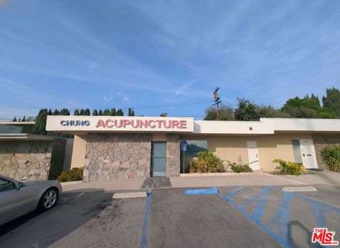 Photo of 14241 Imperial Highway #J, La Mirada, CA 90638 (MLS # 26636081)