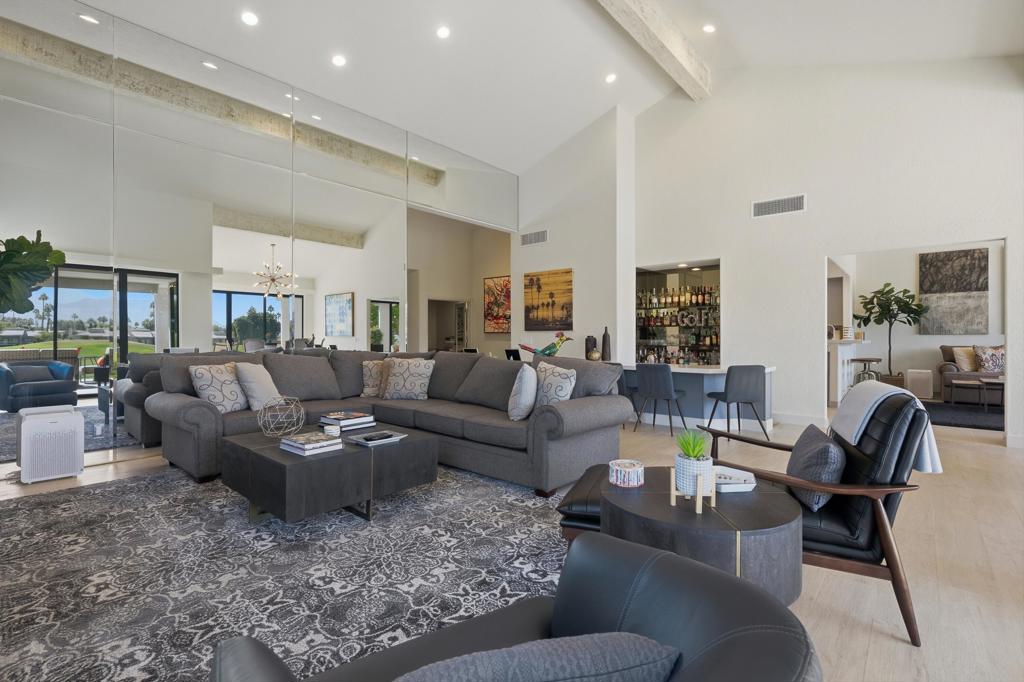 PGA Stadium - Residential