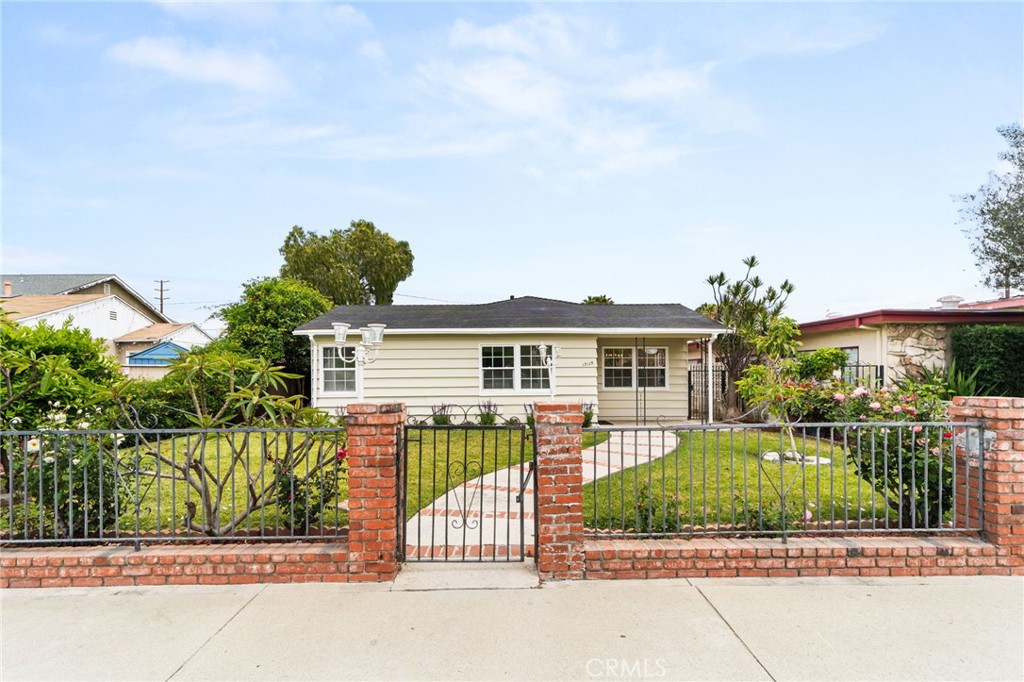 15115 Gale Avenue
