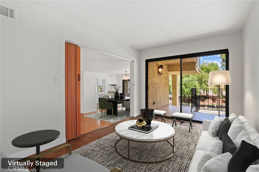 2662 E 20th Street 306