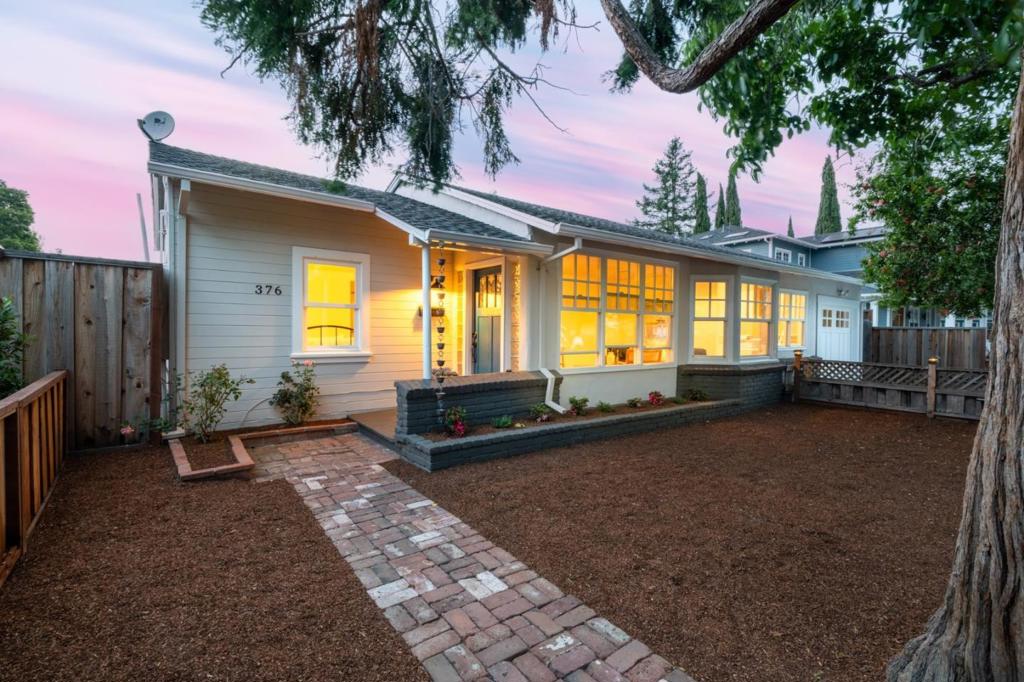 376 Pettis Avenue
