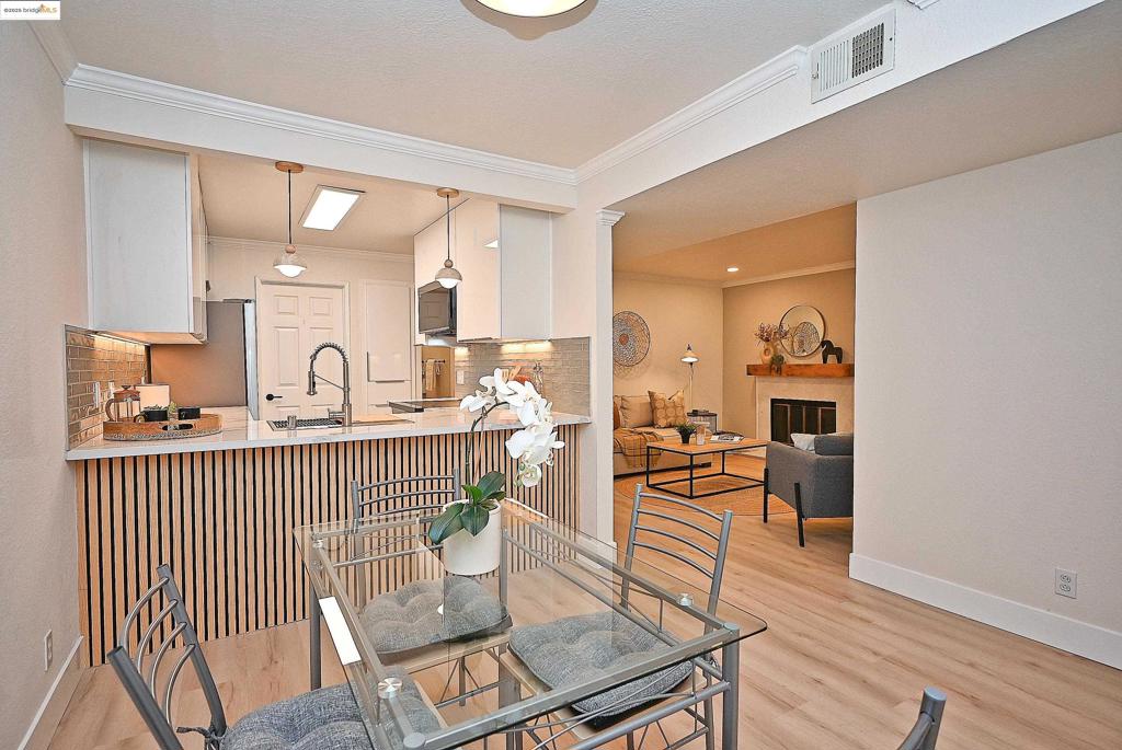 SHADOW WOODS - Residential