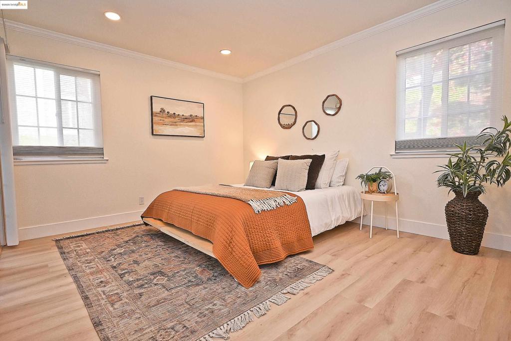 SHADOW WOODS - Residential