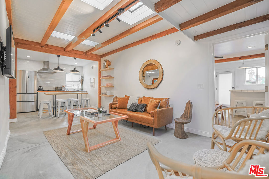 718 Vernon Avenue