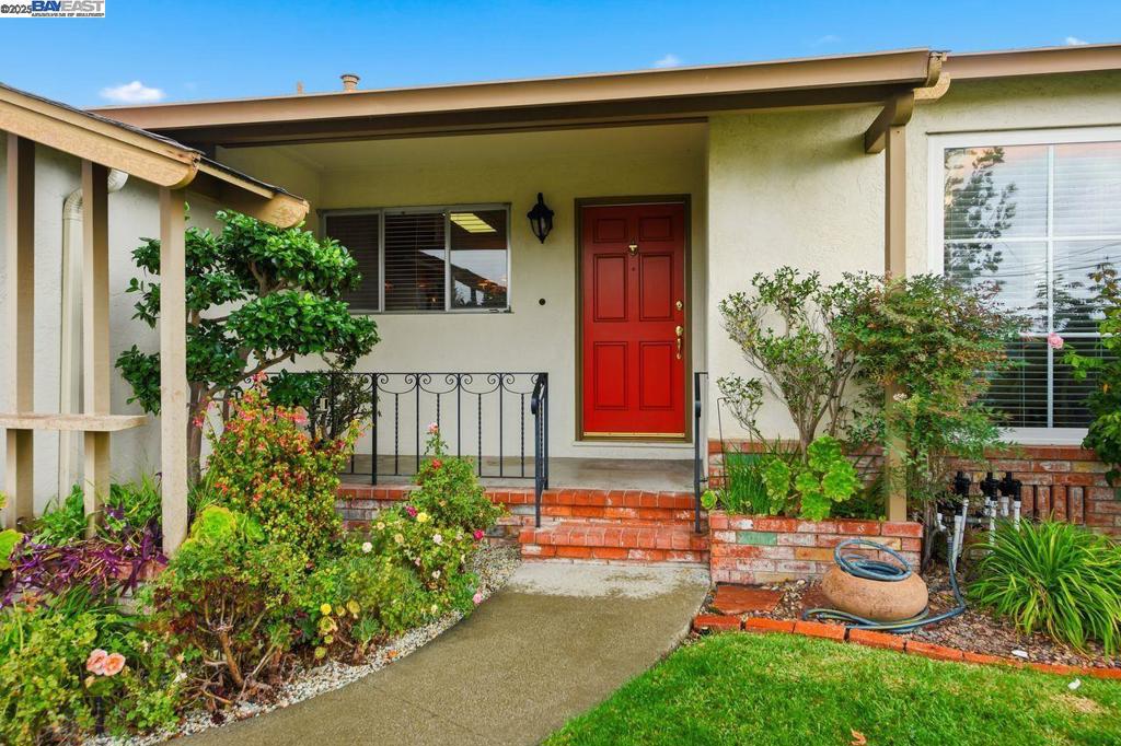 WASHINGTON MANOR - Residential