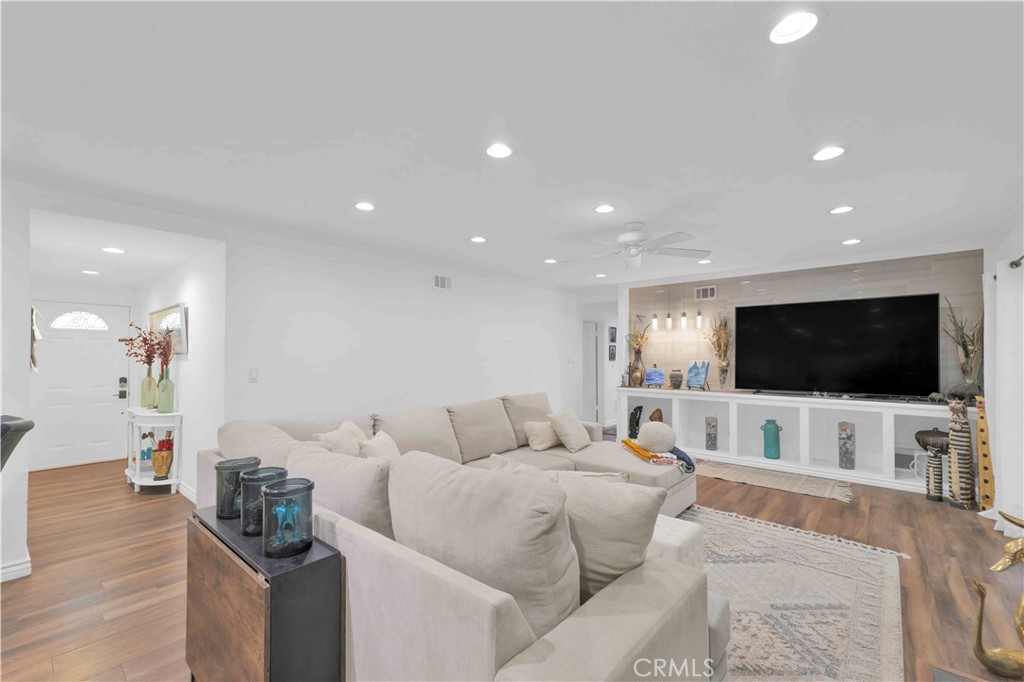 4771 Excelente Drive