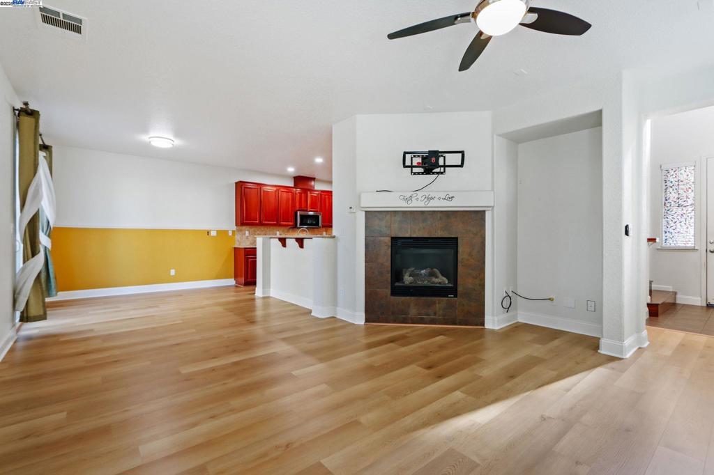 RAVENSWOOD - Residential