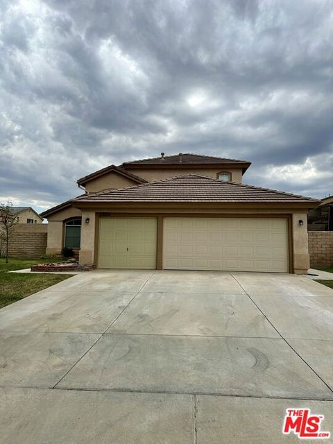 Photo of 3804 Southview Court, Palmdale, CA 93550 (MLS # 25627749)
