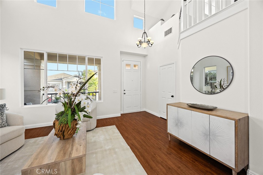 3612 Skylark Way