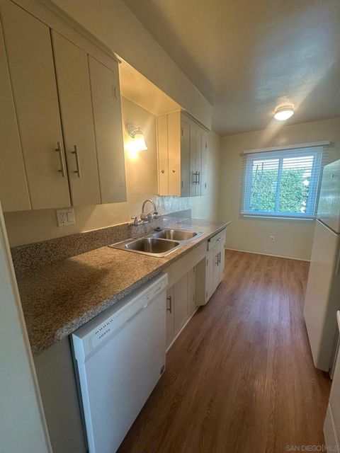 Photo of 4892 Del Monte Ave, San Diego, CA 92107 (MLS # 260007383SD)