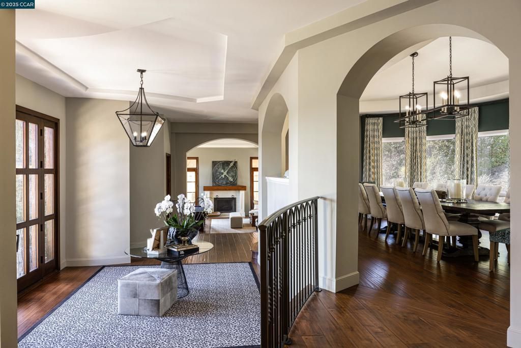 listing image 130722083265447433266
