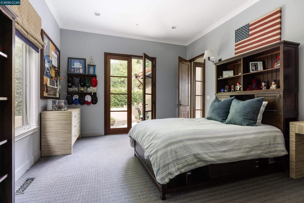 listing image 130729175324822572459