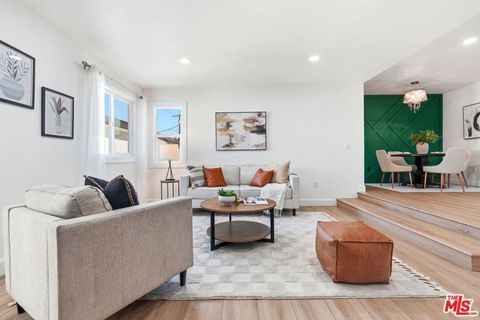 Photo of 11934 S Van Ness Avenue, Hawthorne, CA 90250 (MLS # 26651993)