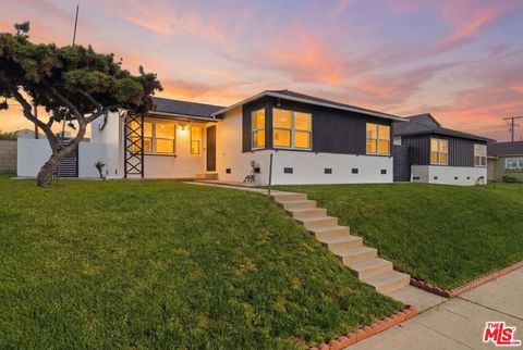 Tiny photo for 11934 S Van Ness Avenue, Hawthorne, CA 90250 (MLS # 26651993)