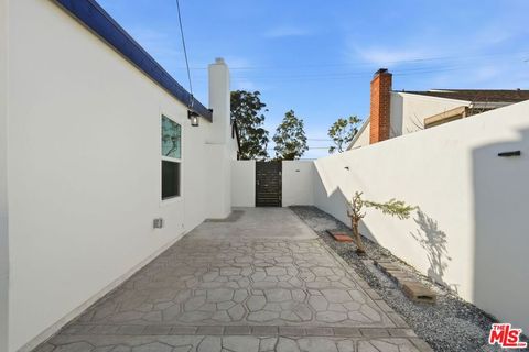 Tiny photo for 11934 S Van Ness Avenue, Hawthorne, CA 90250 (MLS # 26651993)