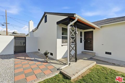 Tiny photo for 11934 S Van Ness Avenue, Hawthorne, CA 90250 (MLS # 26651993)