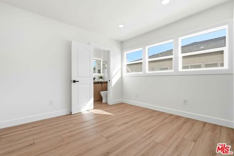 Tiny photo for 11934 S Van Ness Avenue, Hawthorne, CA 90250 (MLS # 26651993)