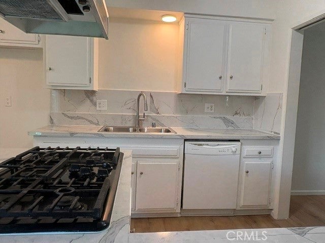 4222 W 156th