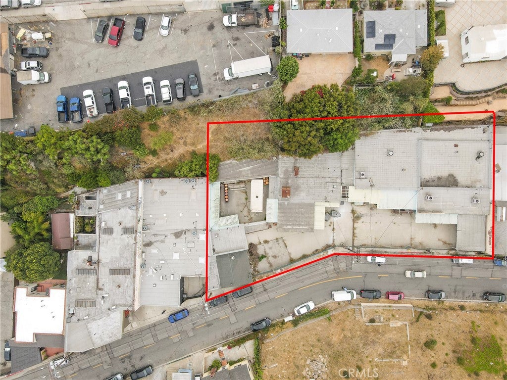 335 E Beach Avenue