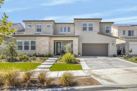 Photo of 28665 Windbreak Terrace, Saugus, CA 91350 (MLS # 225004175)
