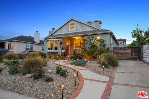 Photo of 8044 Cowan Avenue, Los Angeles, CA 90045 (MLS # 25587239)