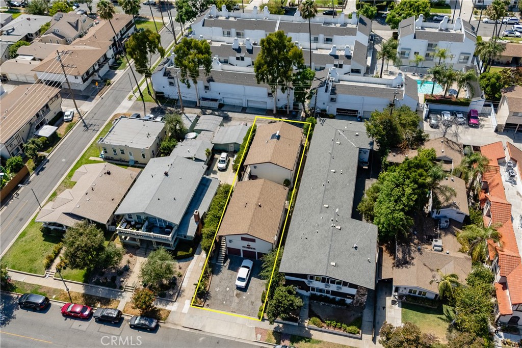 Properties 1 109 -111 N Marguerita Avenue