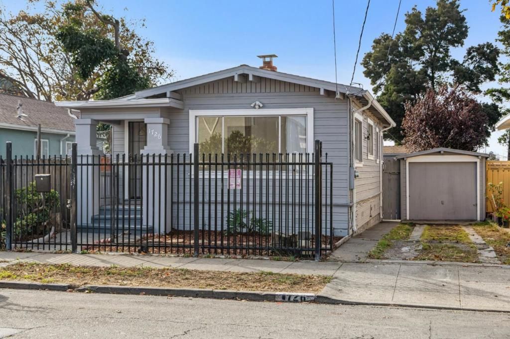 Photo of 1726 Roosevelt Avenue, Richmond, CA 94801 (MLS # ML82025805)