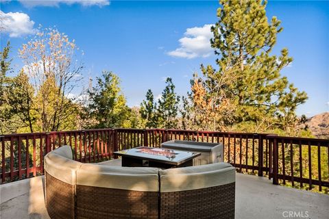 Photo of 1251 Kodiak Drive, Lake Arrowhead, CA 92352 (MLS # IG25079743)