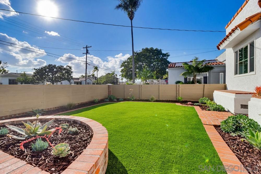 1056 1058 Lincoln Ave