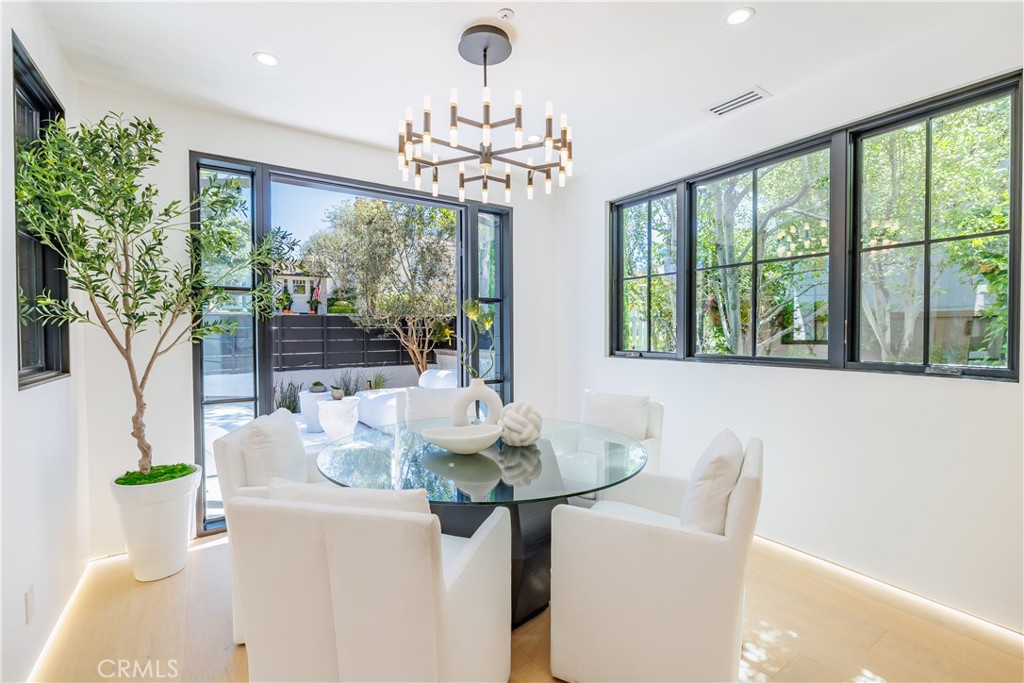 Corona del Mar South of PCH (CDMS) - Residential