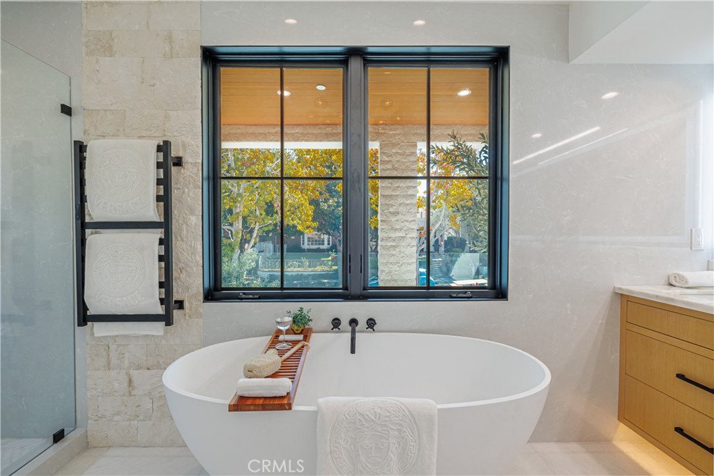 Corona del Mar South of PCH (CDMS) - Residential