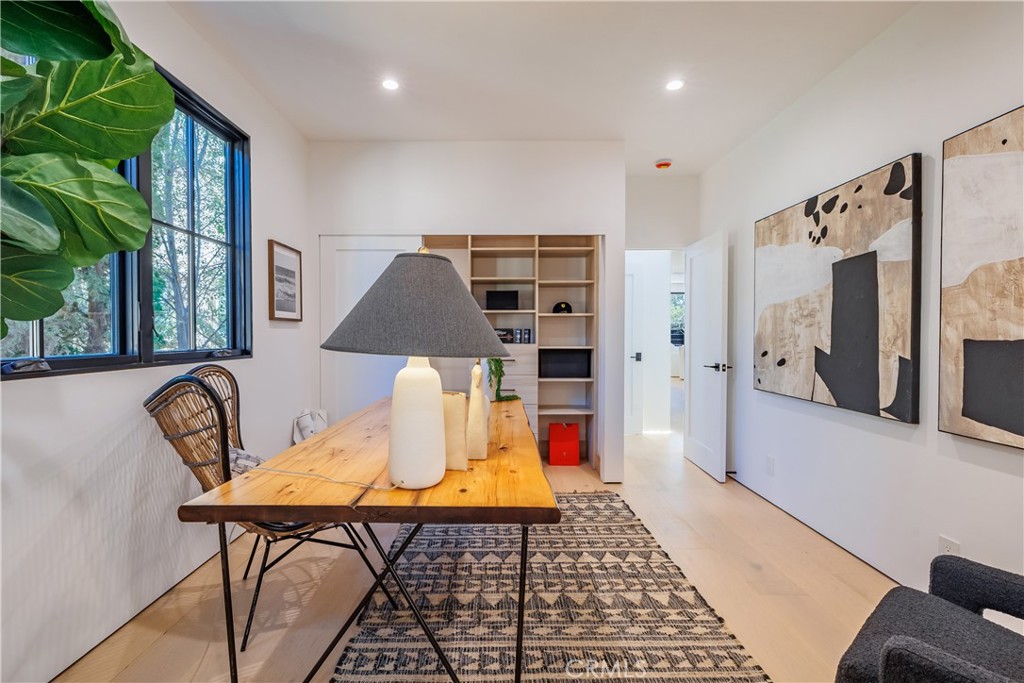 Corona del Mar South of PCH (CDMS) - Residential