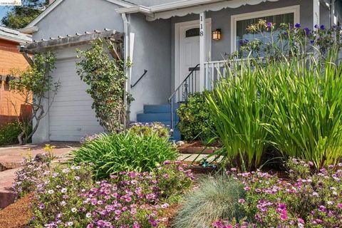 Photo of 118 Ramona Ave Ave, El Cerrito, CA 94530 (MLS # 41128410)