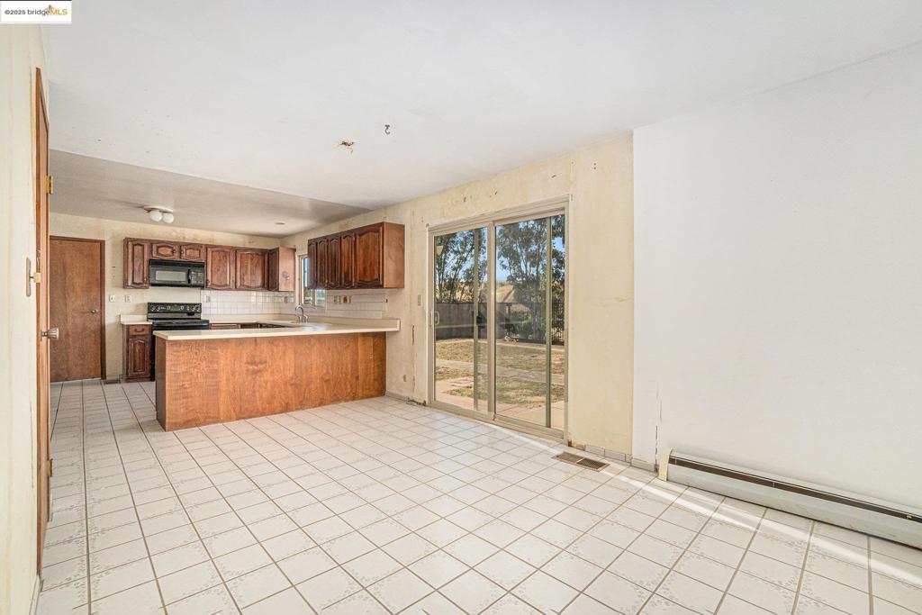 BRENTWOOD - Residential