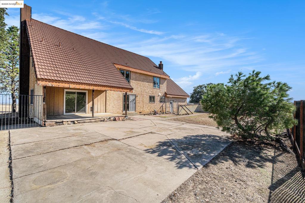 BRENTWOOD - Residential