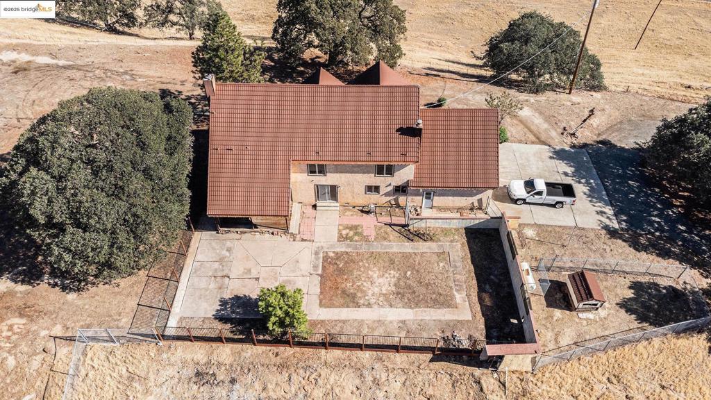 BRENTWOOD - Residential