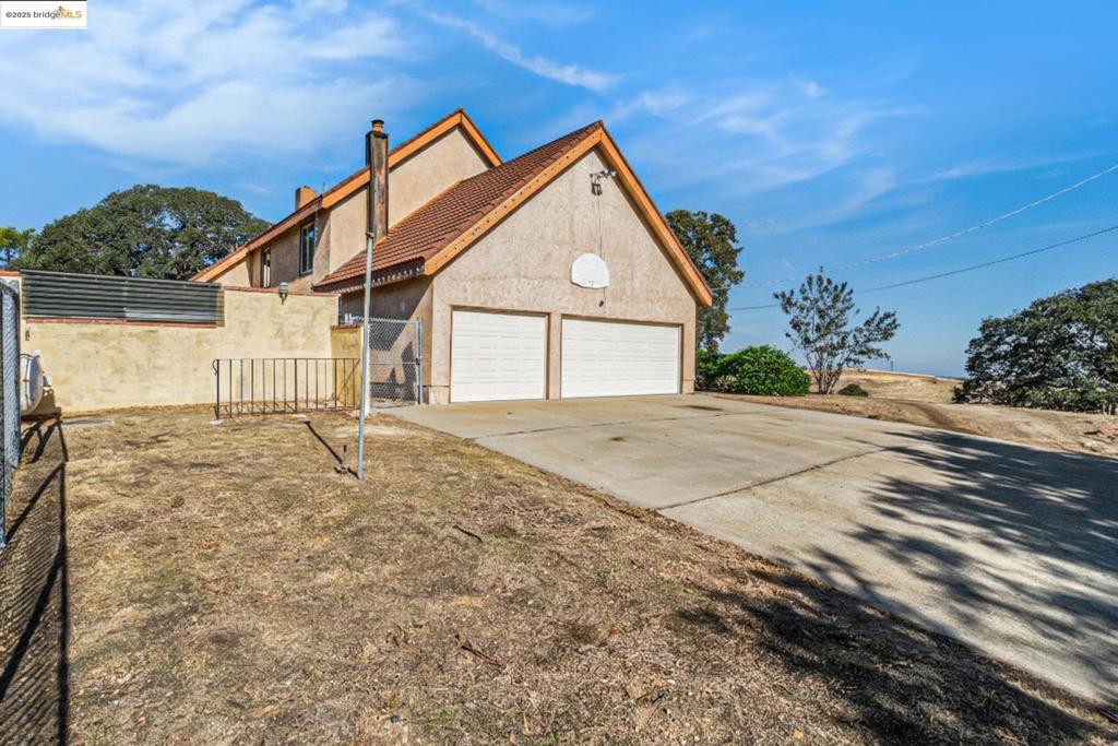 BRENTWOOD - Residential