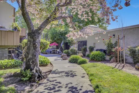 360 Auburn Way Unit 1, San Jose, CA 95129 - MLS#: ML82003926