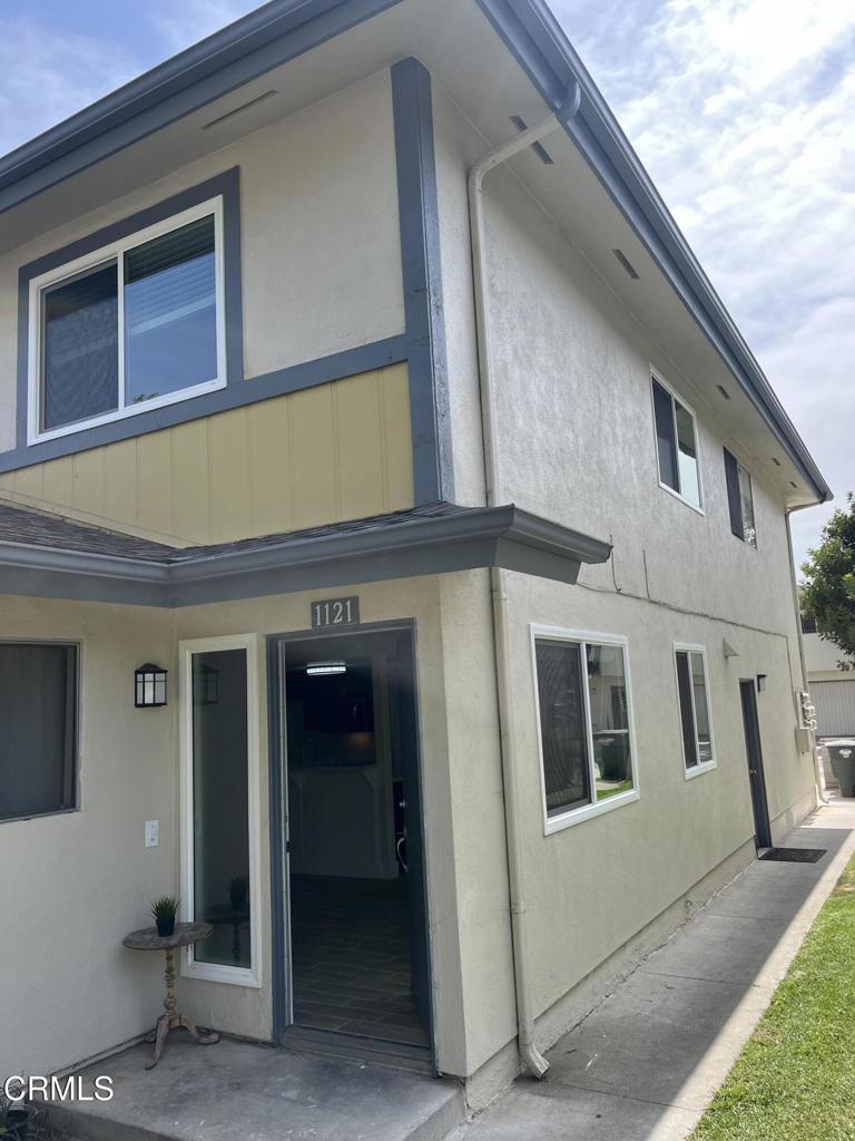 Welcome home to a new life! This home offers many new upgrades and advantages in the home itself along with a convenient commuting location, walkability and nice neighborhood. New windows, newer appliances and upgraded kitchen counters and cabinetry greet you as you enter this 2 bed 1 bath condo in the heart of Ventura. Walk up the short stairs to new carpet, remodeled bathroom and new windows. Minutes walking to restaurants and shopping and centrally located to commute to work. This home has been remodeled for a turnkey buyer- come see it today!