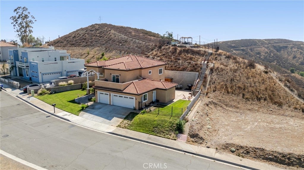 3550 Ridge Line